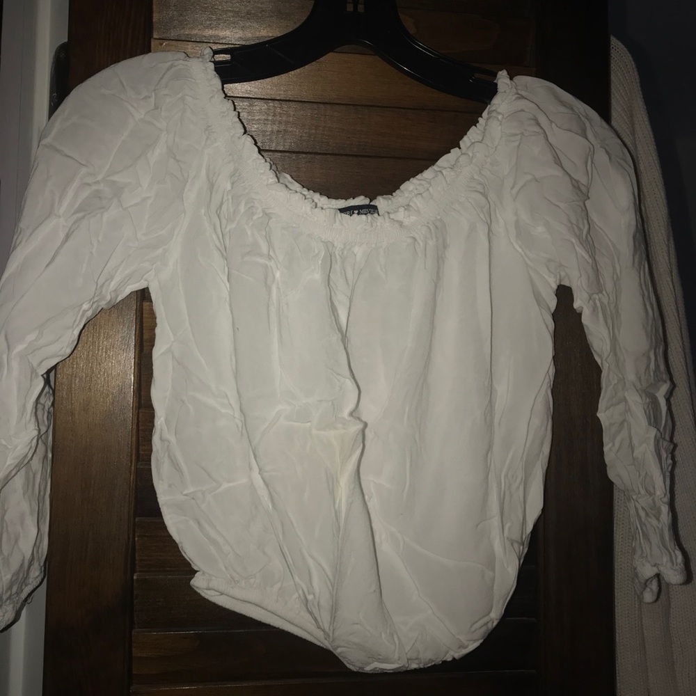 Brandy Melville Top (Off Shoulder)
